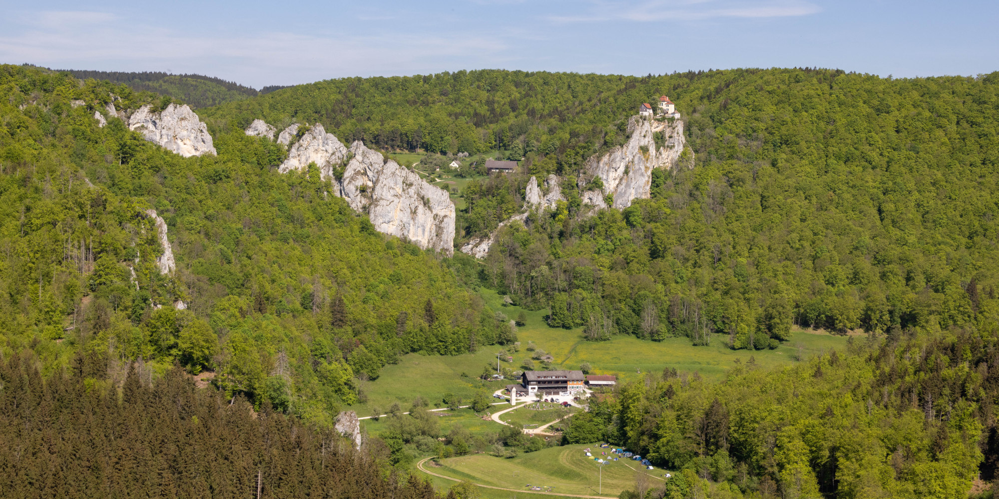 Oberes Donautal mit Blick vom Knopfmacherfelsen