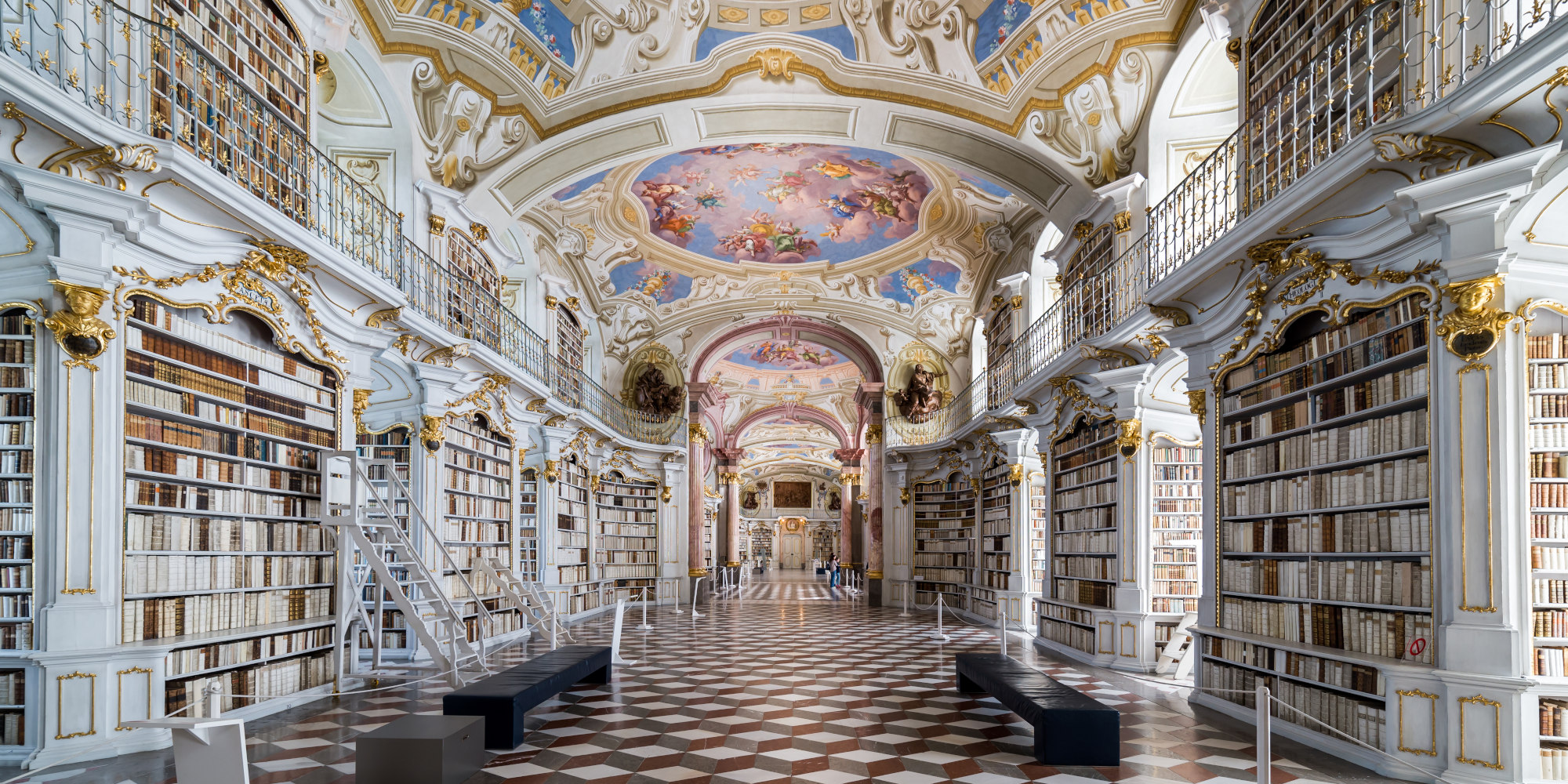 Die Klosterbibliothek im Benediktinerstift Admont Die Klosterbibliothek im Benediktinerstift Admont