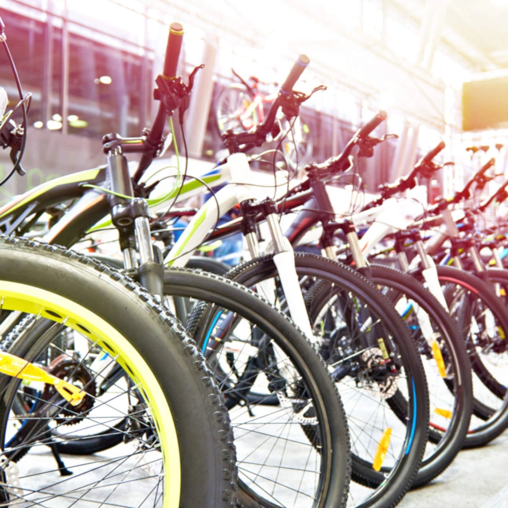 Cycling World Europe - für jeden Fahrradliebhaber Fahrräder in einer Reihe