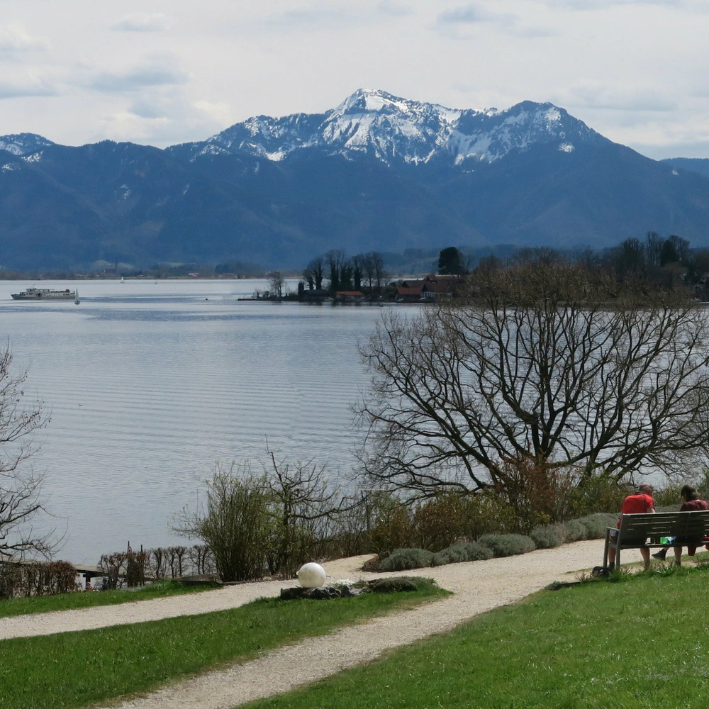 Mit dem Rad rund um den Chiemsee: Bei Gstadt 