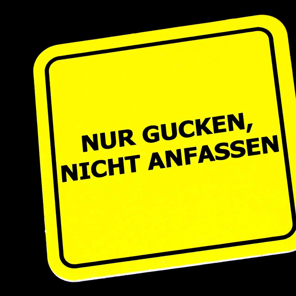 Fahrrad registrieren lassen: Codierung vergrault Fahrraddiebe Ein Schild auf dem steht: "Nur gucken, nicht anfassen".