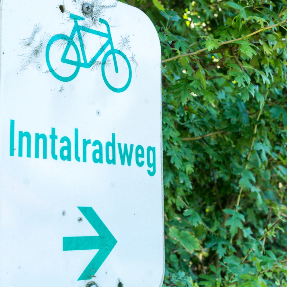 Schild Inntalradweg 