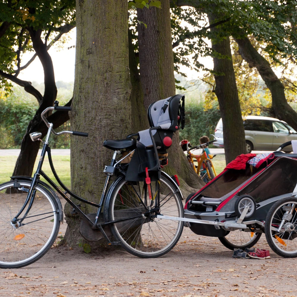Kind auf dem Fahrrad mitnehmen Kind auf dem Fahrrad mitnehmen