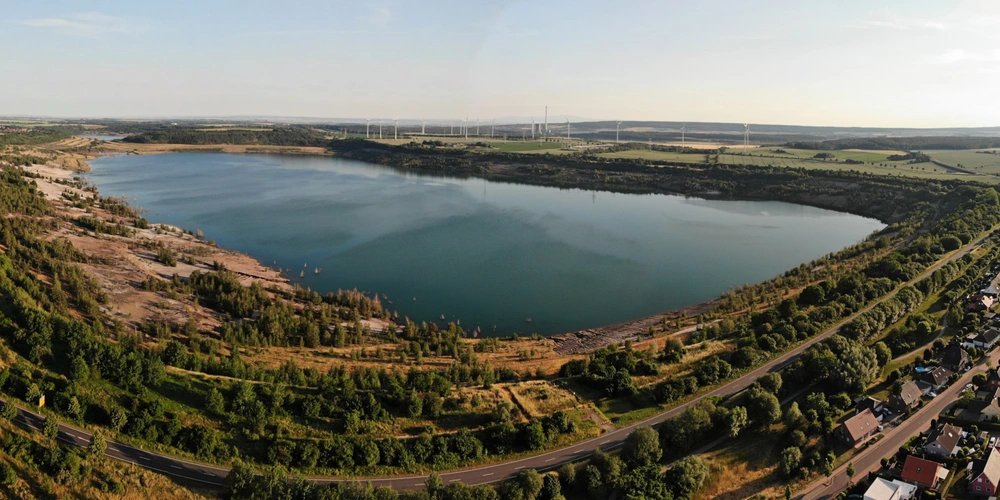 Lappwaldsee der Stadt Helmstedt in Niedersachsen Lappwaldsee der Stadt Helmstedt in Niedersachsen
