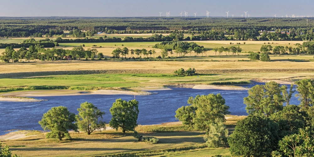 Tal der Elbe beim Höhbeck, Niedersachsen und Brandenburg, Biosphärenreservat Flusslandschaft Elbe Tal der Elbe beim Höhbeck, Niedersachsen und Brandenburg, Biosphärenreservat Flusslandschaft Elbe