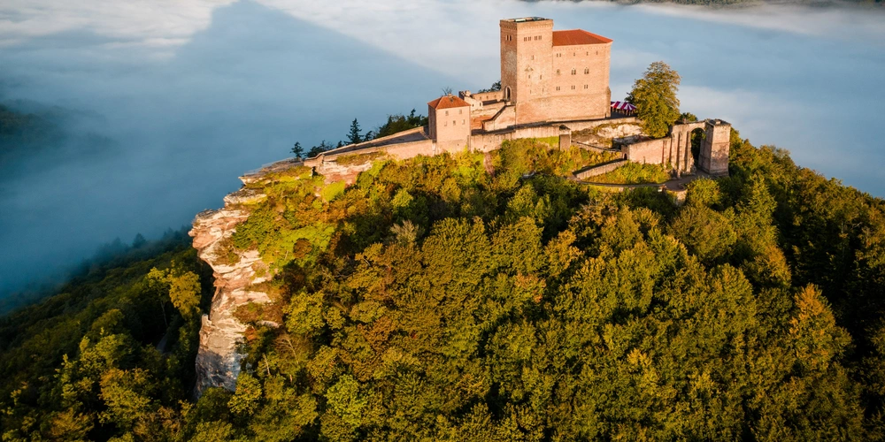 Burg Trifels Luftaufnahme 