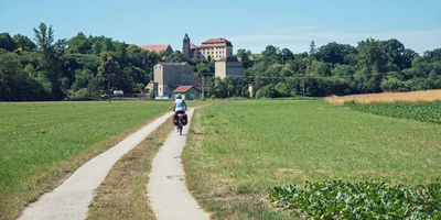 Auf dem Kocher-Jagst-Radweg Schloss Heuchlingen 